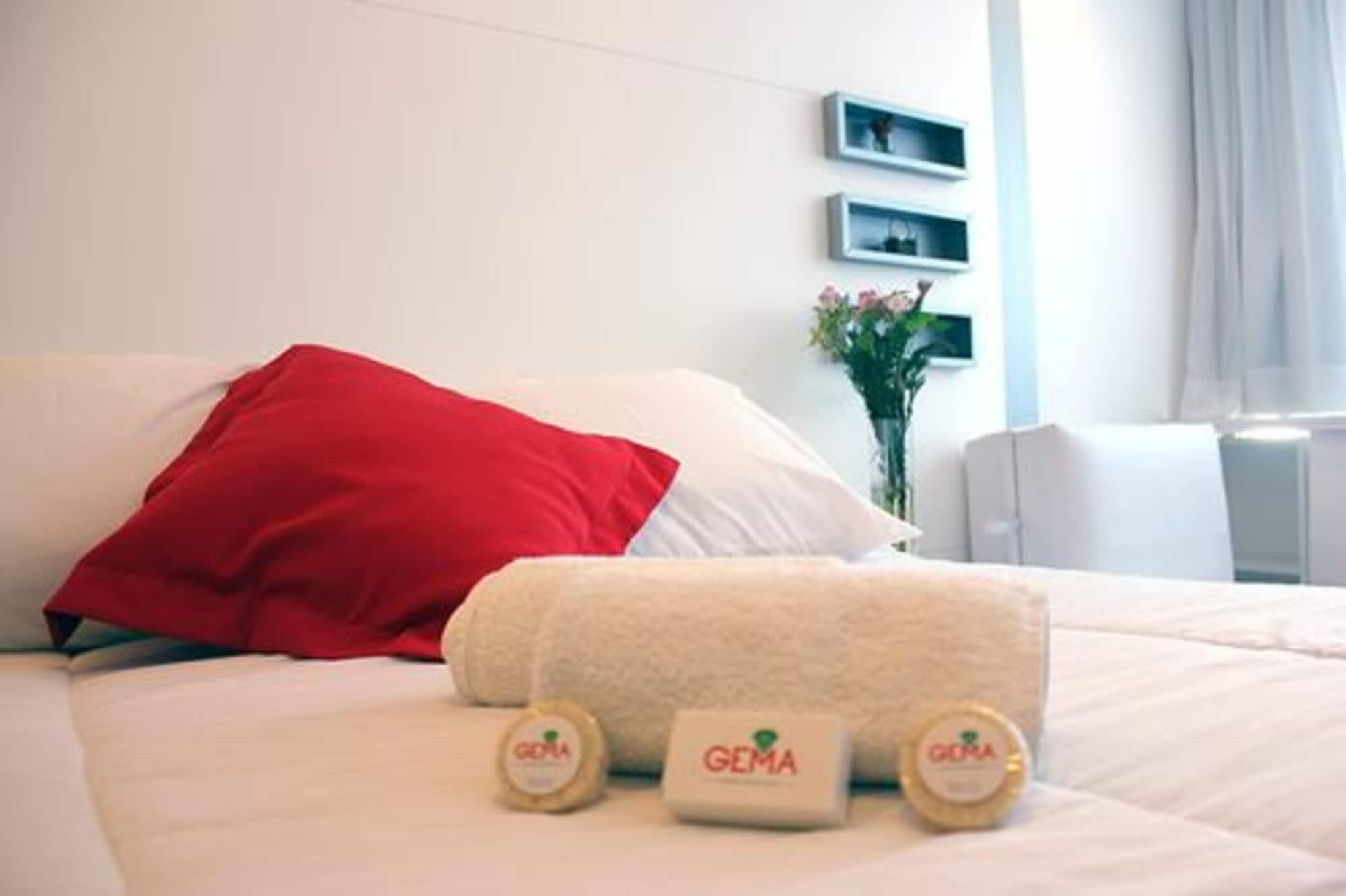Hotel Gema Luxury Suites มอนเตวิเดโอ ภายนอก รูปภาพ